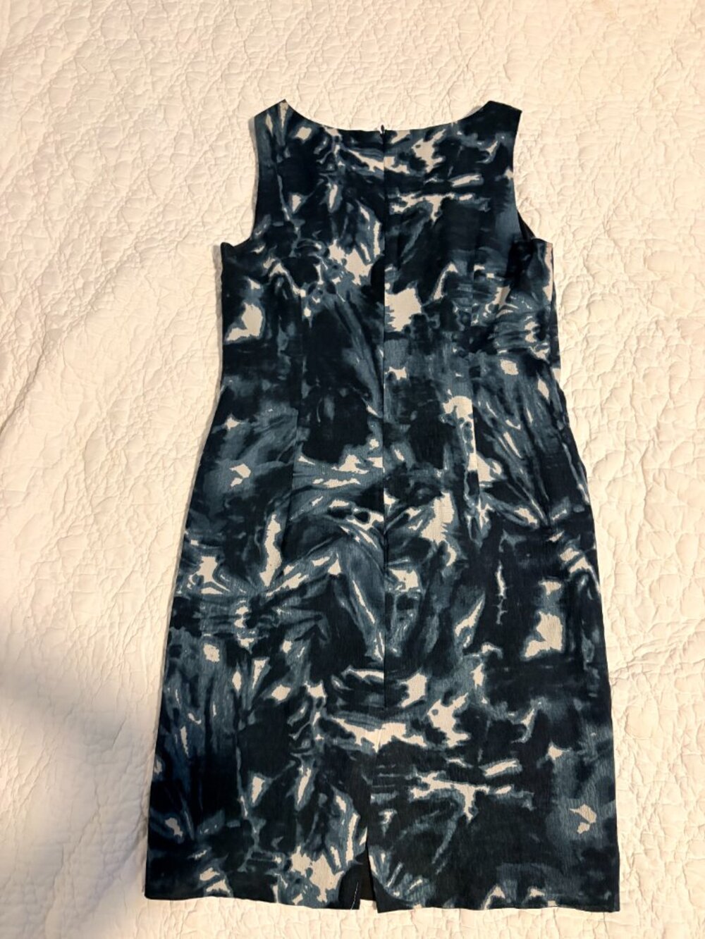 Ann Taylor Petite 2P Blue Abstract Print Sleeveless Sheath Career Dress - Picture 3 of 4